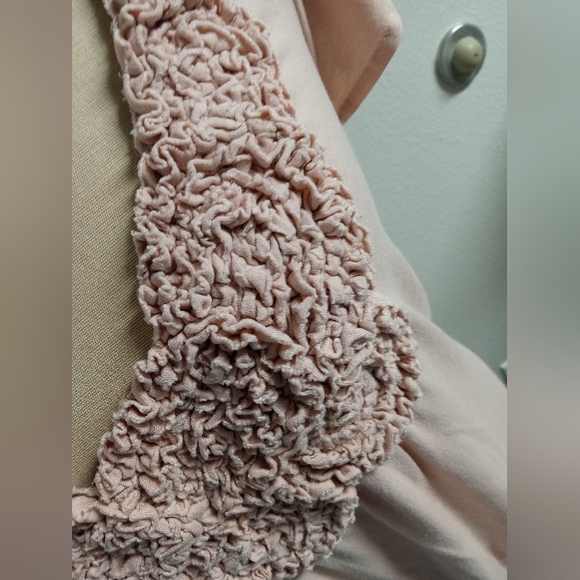 Ann Taylor Loft - Sleeveless Elastic Bottom Blouse - Picture 2 of 7